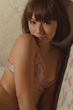 日本里番库全彩本子彩色h